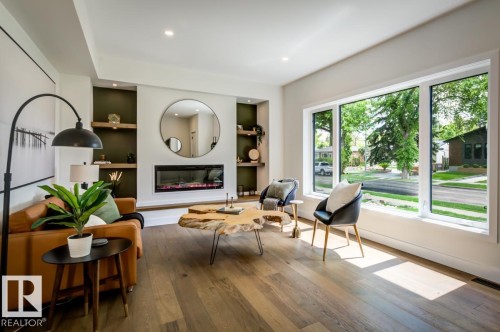 7924 92 Avenue, Edmonton, AB 