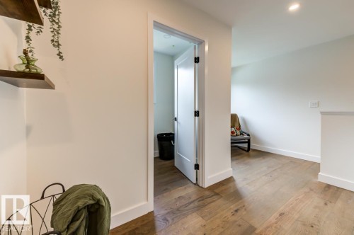 7924 92 Avenue, Edmonton, AB 
