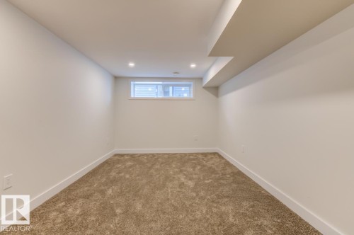 7924 92 Avenue, Edmonton, AB 