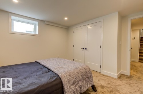 7924 92 Avenue, Edmonton, AB 