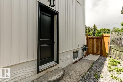 7924 92 Avenue, Edmonton, AB 