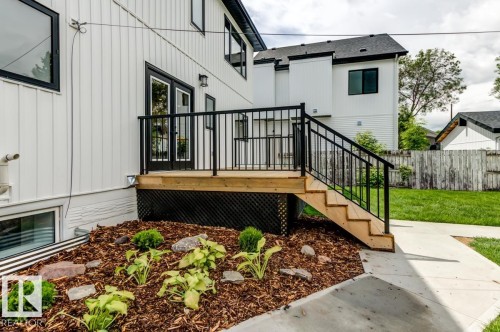 7924 92 Avenue, Edmonton, AB 