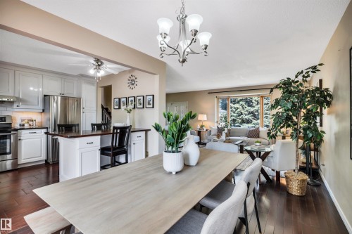 10909 33A Avenue, Edmonton, AB - Indoor