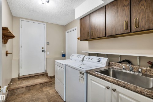 10909 33A Avenue, Edmonton, AB - Indoor Photo Showing Laundry Room