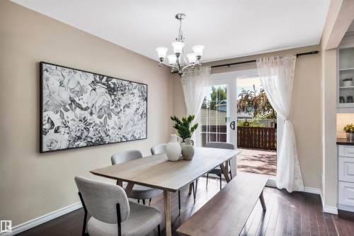 10909 33A Avenue, Edmonton, AB - Indoor Photo Showing Dining Room
