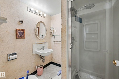 13636 122 Ave. Nw, Edmonton, AB 
