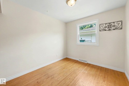 13636 122 Ave. Nw, Edmonton, AB 