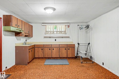 13636 122 Ave. Nw, Edmonton, AB 