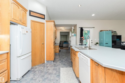 53 Sturgeon Road, St. Albert, AB 