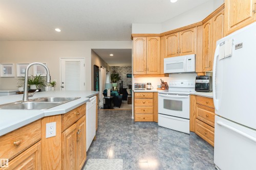 53 Sturgeon Road, St. Albert, AB 