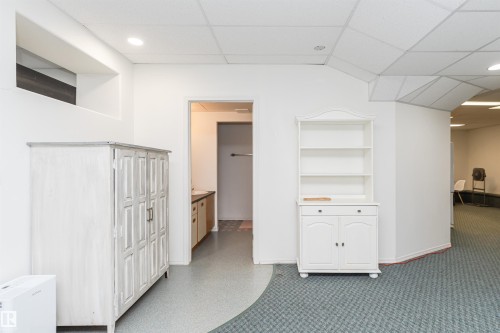 53 Sturgeon Road, St. Albert, AB 