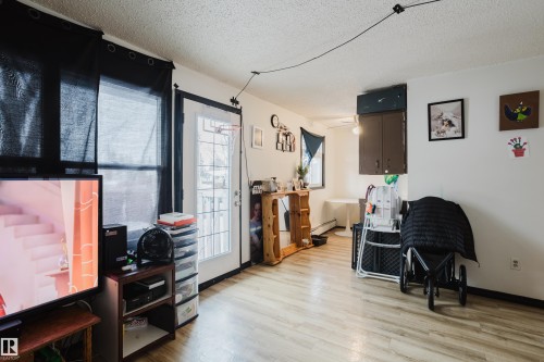 3917/3919 54 Street, Wetaskiwin, AB 