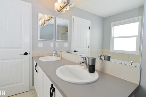 17544 58 Street, Edmonton, AB 