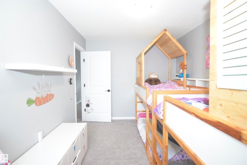 17544 58 Street, Edmonton, AB 