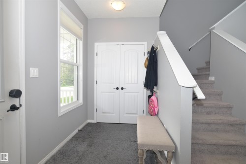 17544 58 Street, Edmonton, AB 