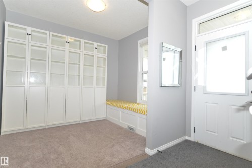 17544 58 Street, Edmonton, AB 