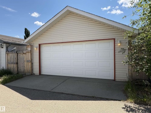 21354 87A Avenue, Edmonton, AB 