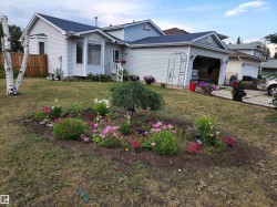 4428 11A Avenue NW  Edmonton, AB T6L 6M4