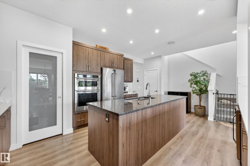 4863 Kinney Road, Edmonton, AB 
