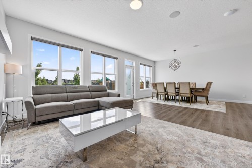 4863 Kinney Road, Edmonton, AB 
