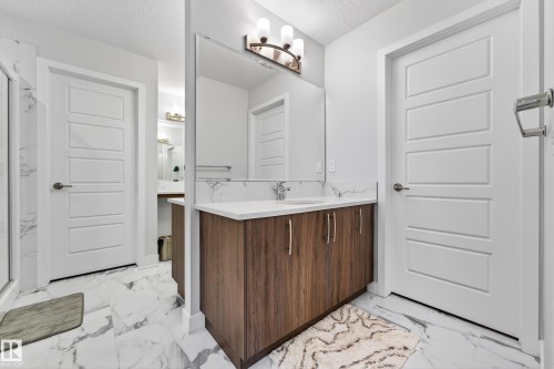 4863 Kinney Road, Edmonton, AB 