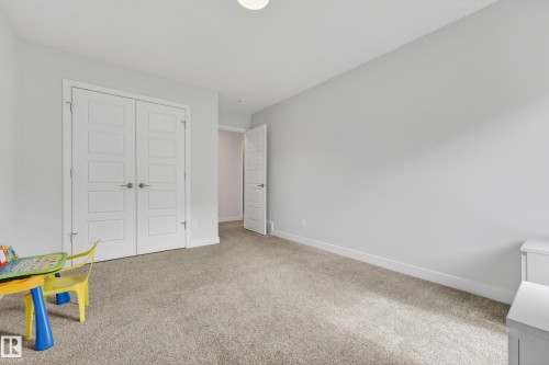 4863 Kinney Road, Edmonton, AB 