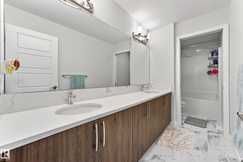 4863 Kinney Road, Edmonton, AB 