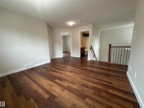22060 95 Avenue, Edmonton, AB 