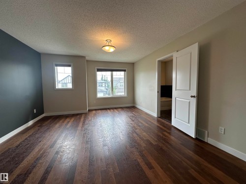 22060 95 Avenue, Edmonton, AB 