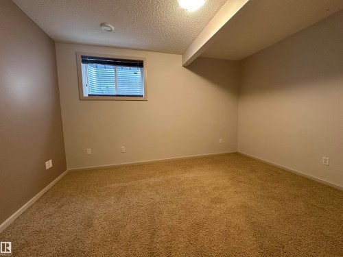 22060 95 Avenue, Edmonton, AB 