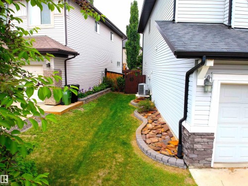 22060 95 Avenue, Edmonton, AB 