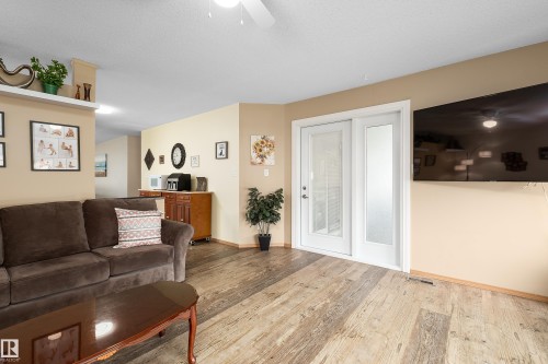 9129 Garden Road, St. Albert, AB 