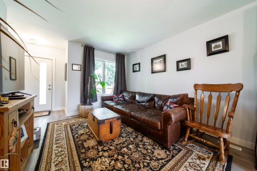 Living room - 10811 73 Avenue, Edmonton, AB 