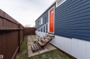 2001 West View Green, Edmonton, AB 