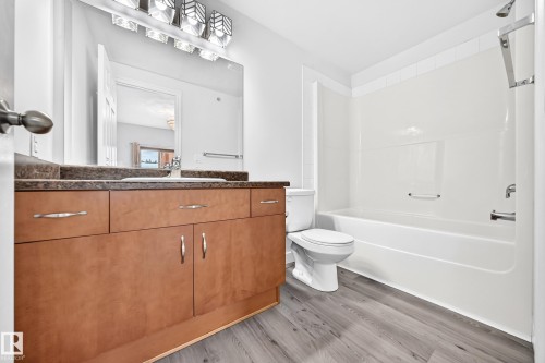 319 10235 112 Street, Edmonton, AB 