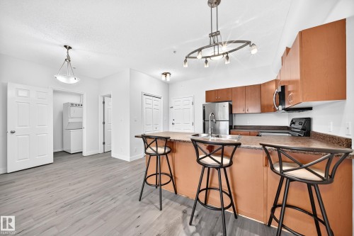 319 10235 112 Street, Edmonton, AB 
