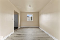 Empty room - 