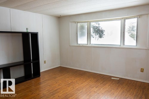 5016 44 Street, Drayton Valley, AB - Indoor Photo Showing Other Room