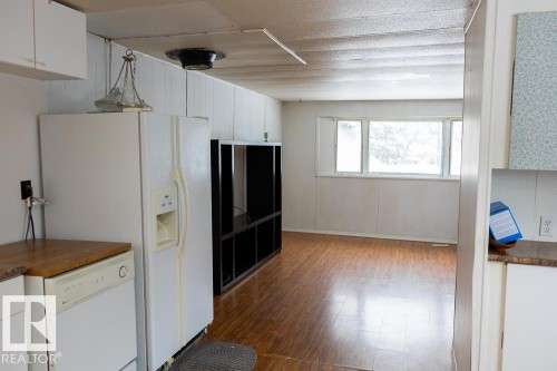 5016 44 Street, Drayton Valley, AB - Indoor