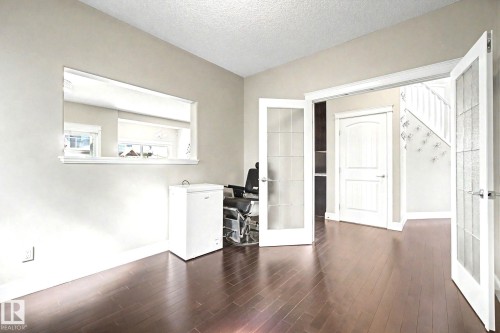 1932 67 Street, Edmonton, AB 