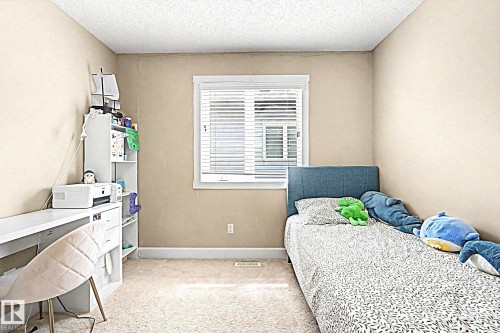 1932 67 Street, Edmonton, AB 