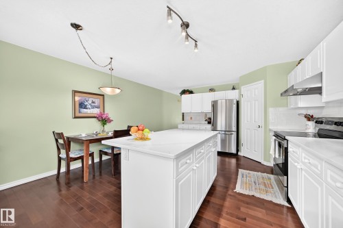 963 Burrows Crescent, Edmonton, AB 