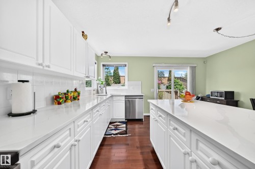 963 Burrows Crescent, Edmonton, AB 
