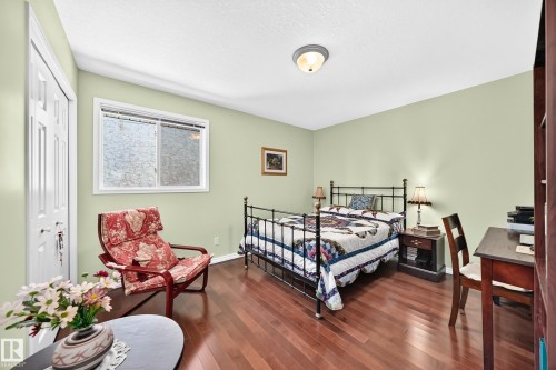 963 Burrows Crescent, Edmonton, AB 