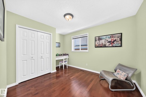 963 Burrows Crescent, Edmonton, AB 