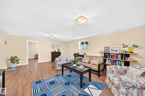 963 Burrows Crescent, Edmonton, AB 