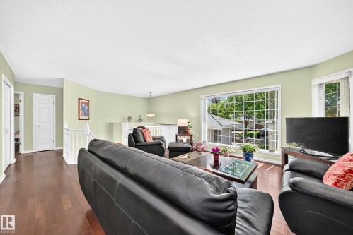 963 Burrows Crescent, Edmonton, AB 