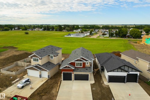 5223 47 Avenue, Calmar, AB 