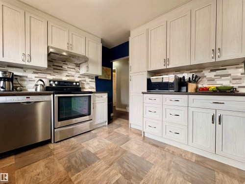 13316 106 Street, Edmonton, AB 