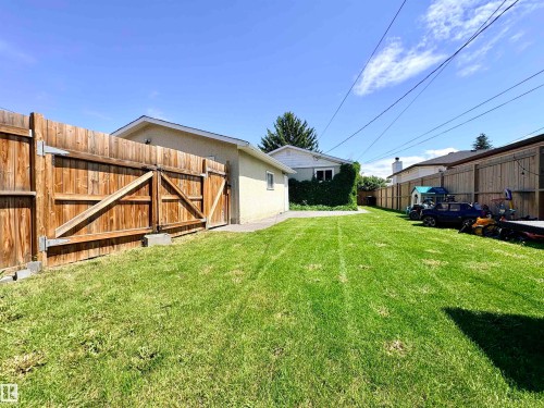 13316 106 Street, Edmonton, AB 